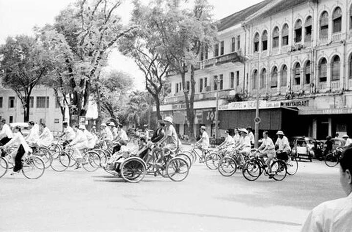 Chiếc quần